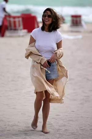 Chrissy Teigen / chrissyteigen nude photo #0096