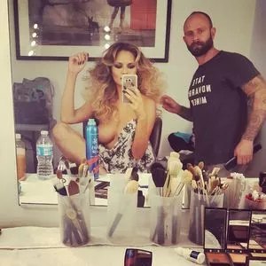 Chrissy Teigen / chrissyteigen nude photo #0152