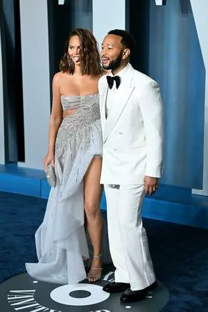 Chrissy Teigen / chrissyteigen nude photo #0349