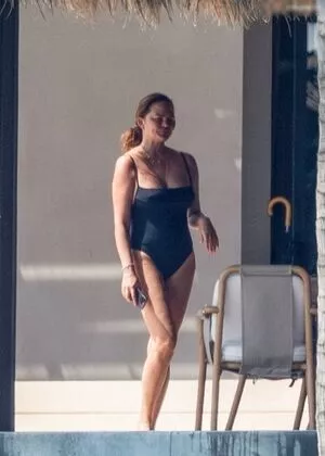 Chrissy Teigen / ChrissyTeigen nude photo #0637
