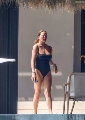 Chrissy Teigen / ChrissyTeigen nude photo #0641