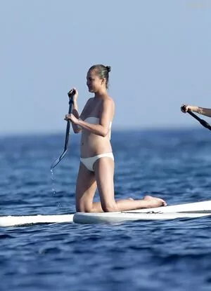 Chrissy Teigen / ChrissyTeigen nude photo #0802