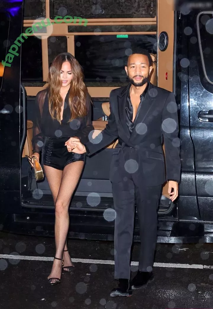 Chrissy Teigen nude photo #0622 (ChrissyTeigen)