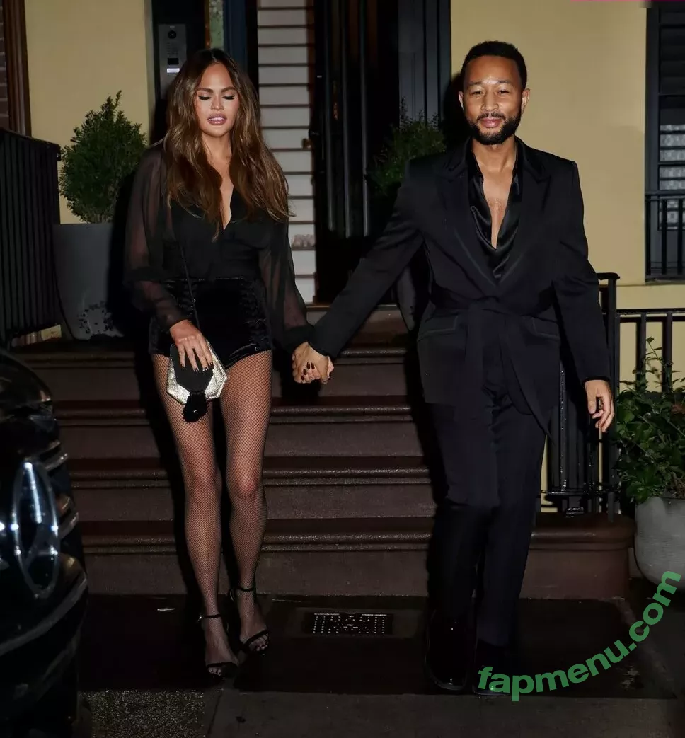 Chrissy Teigen nude photo #0629 (ChrissyTeigen)
