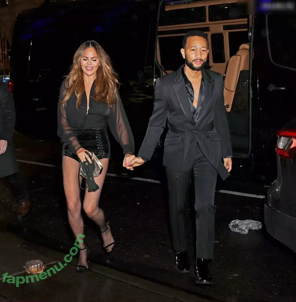 Chrissy Teigen nude photo #0633 (ChrissyTeigen)