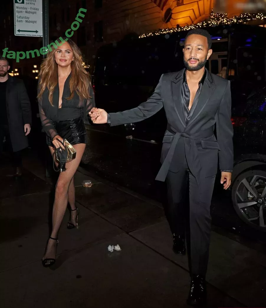 Chrissy Teigen nude photo #0636 (ChrissyTeigen)