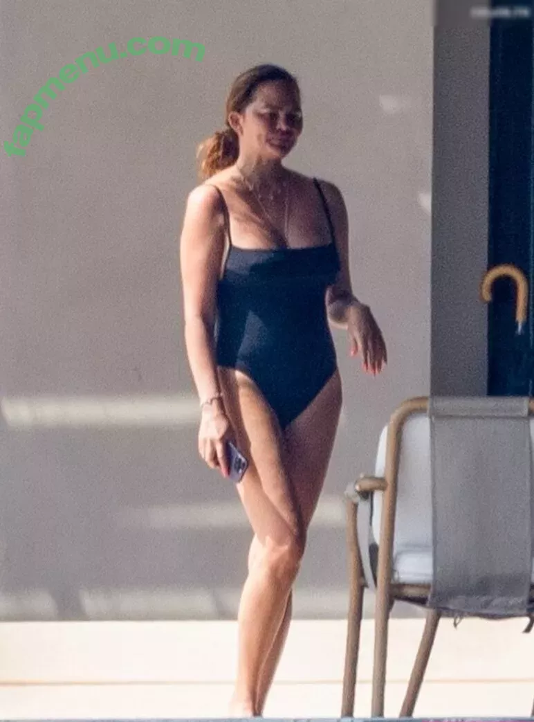 Chrissy Teigen nude photo #0645 (ChrissyTeigen)