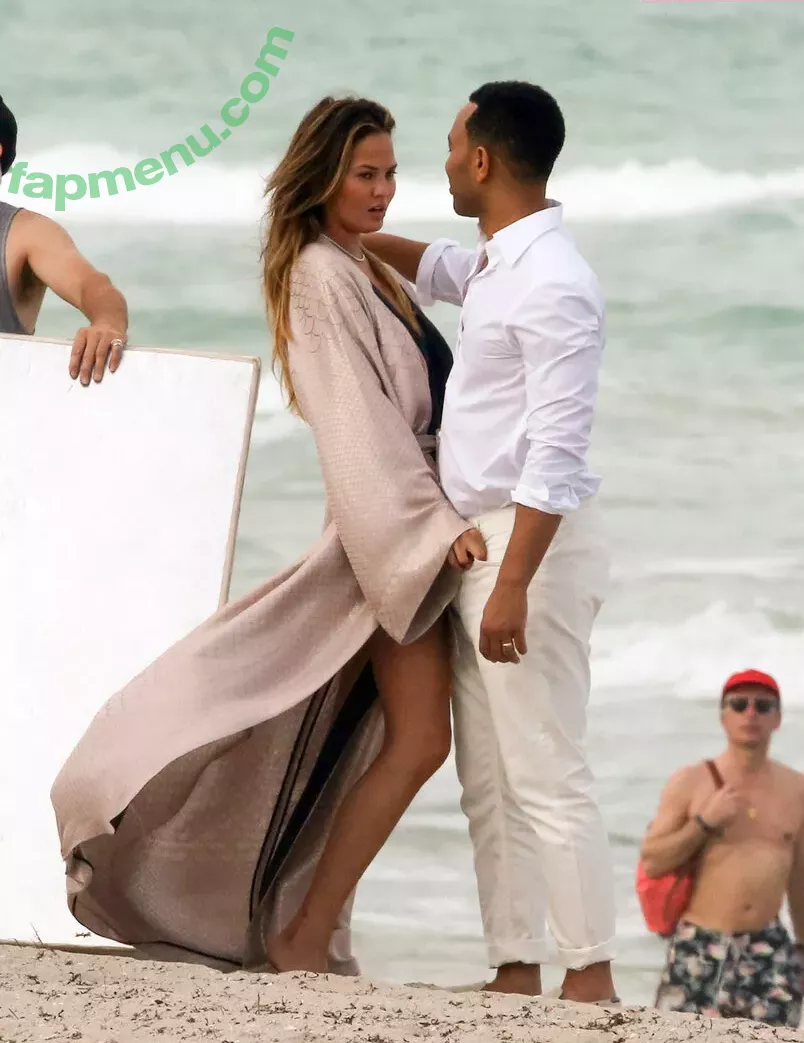 Chrissy Teigen nude photo #0738 (ChrissyTeigen)