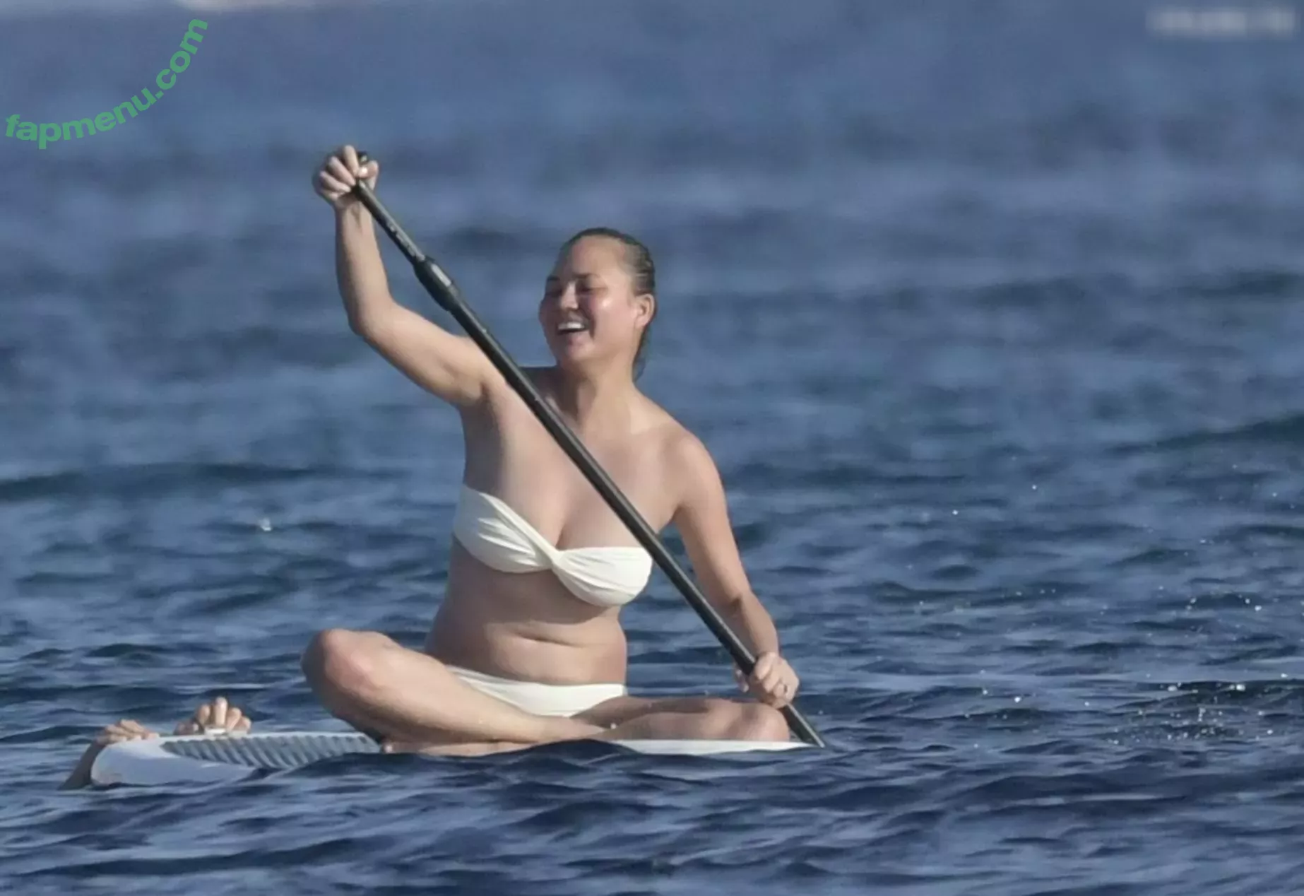 Chrissy Teigen nude photo #0799 (ChrissyTeigen)