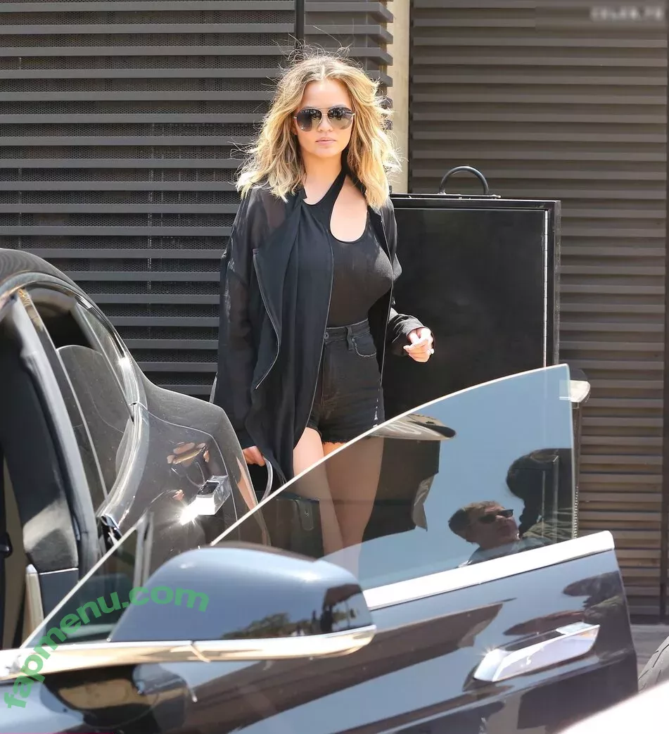 Chrissy Teigen nude photo #0809 (ChrissyTeigen)