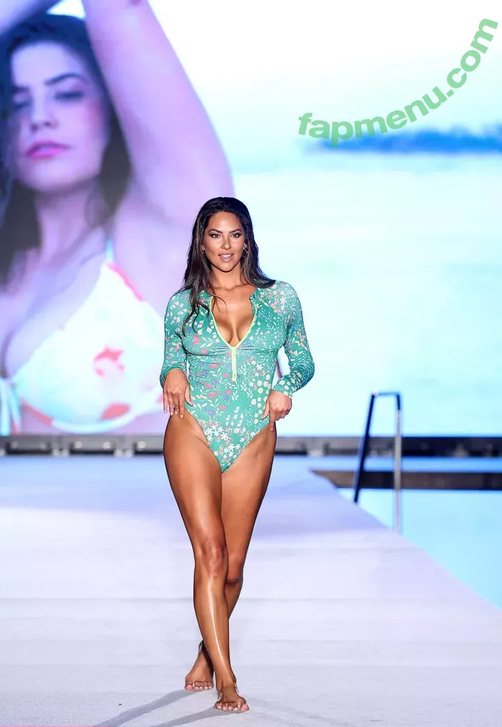 Christen Harper nude photo #0210 (christenharper)