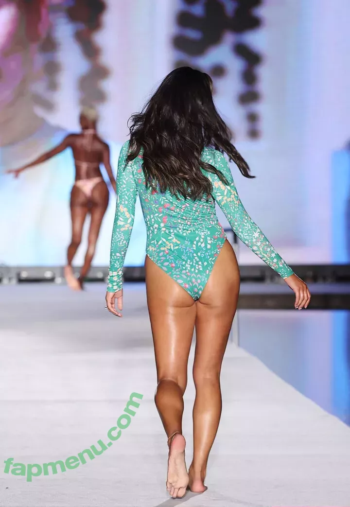 Christen Harper nude photo #0213 (christenharper)