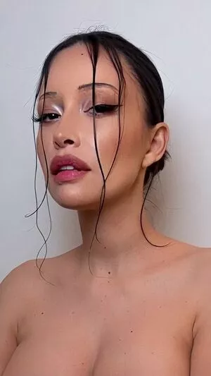 Christian Serratos / christianserratos nude photo #0118