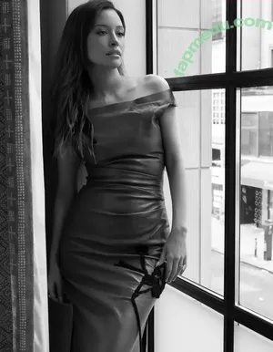 Christian Serratos / christianserratos nude photo #0369