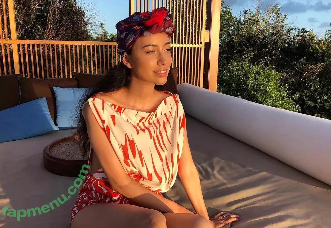 Christian Serratos nude photo #0097 (christianserratos)