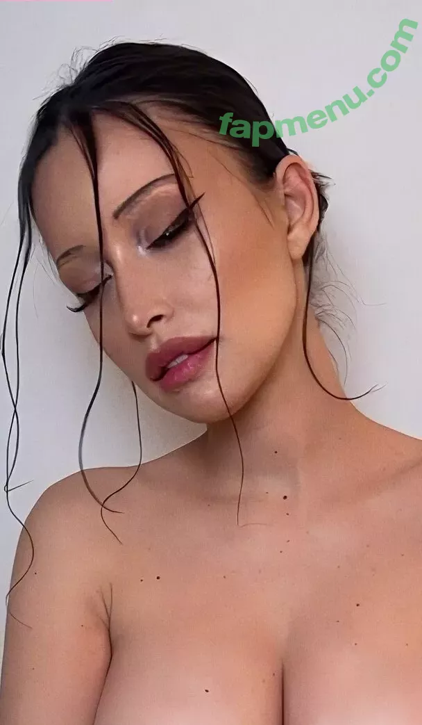 Christian Serratos nude photo #0114 (christianserratos)