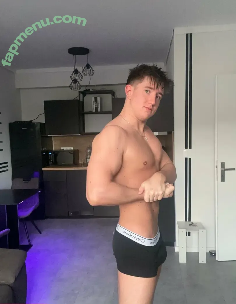 christianlevine nude photo #0007 (christian__levine)