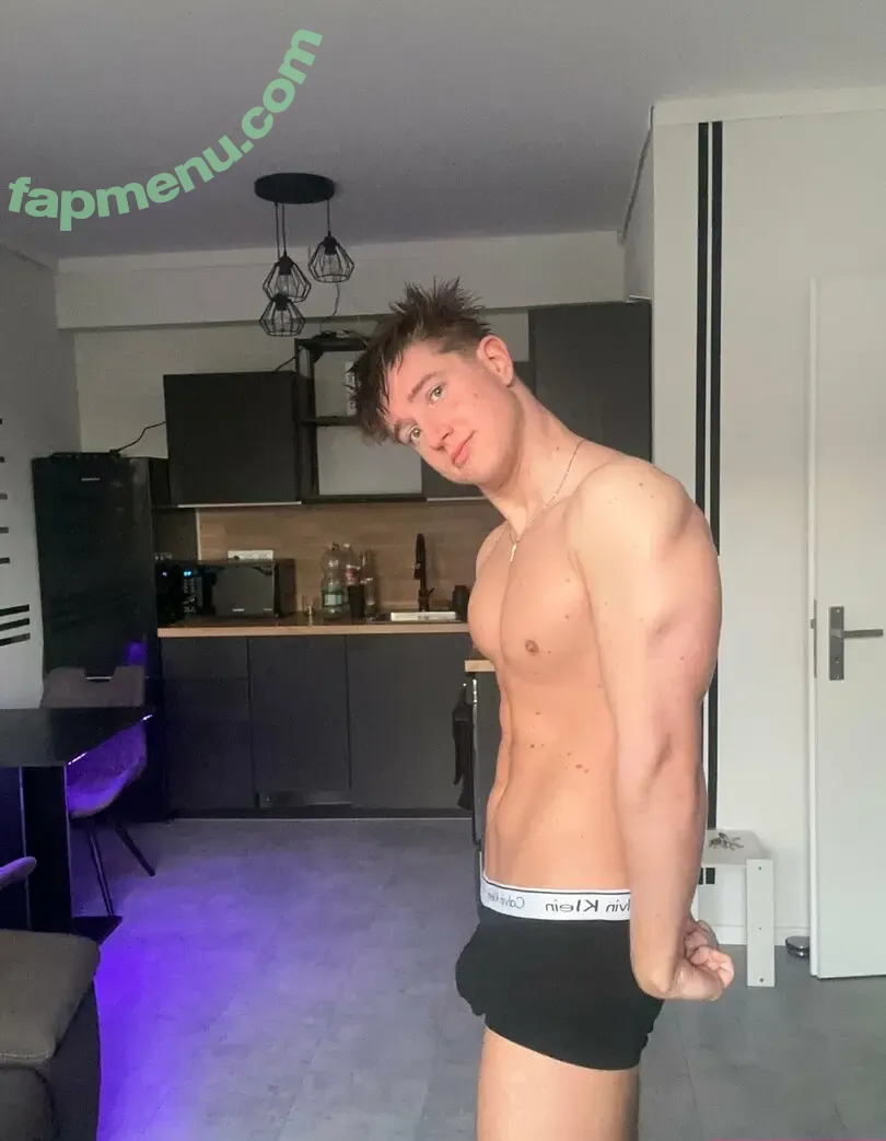 christianlevine nude photo #0008 (christian__levine)
