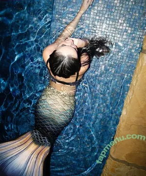 Christina Aguilera / XTINA nude photo #2970