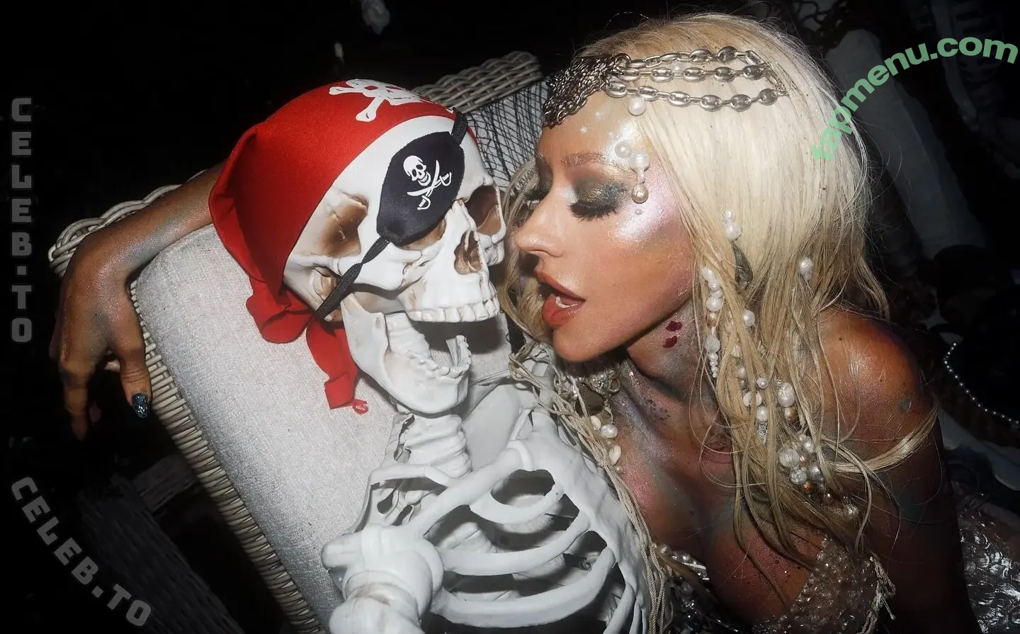 Christina Aguilera nude photo #3013 (XTINA / christinaaguilera)