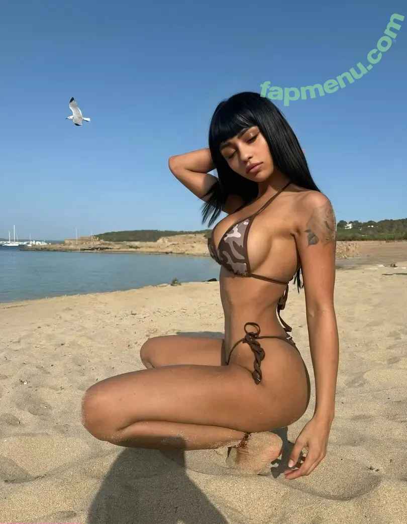 Christina Bertevello nude photo #0502 (christina.bertevello)