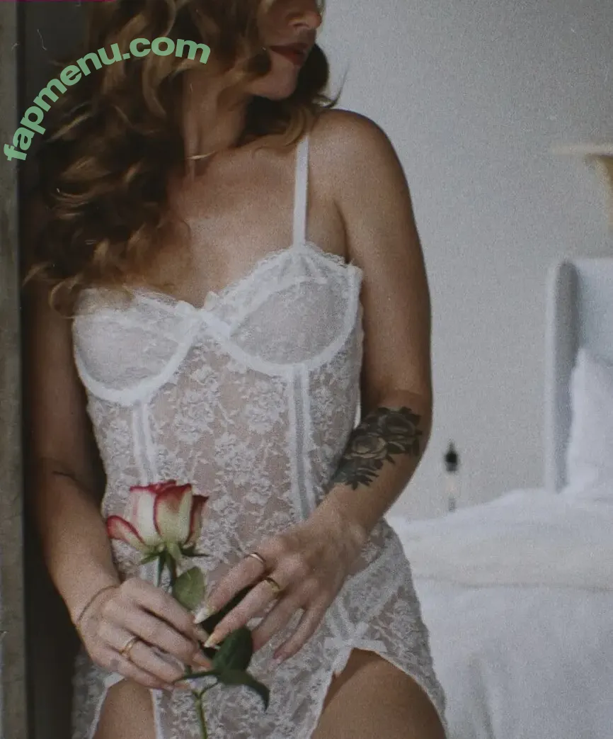 Christina Eileen nude photo #0008 (christinaeileen)