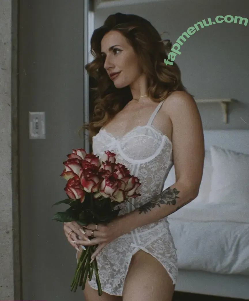 Christina Eileen nude photo #0009 (christinaeileen)
