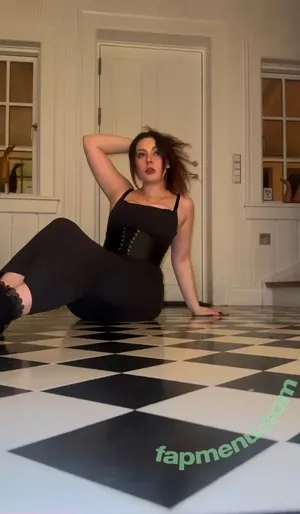 Christina Green / christinegreenfree / mrs.christinagreen nude photo #0300