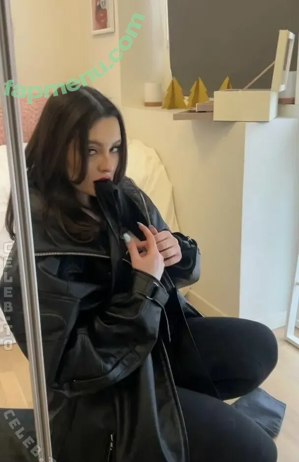 Christina Green nude photo #0383 (christina.and.the.dane / christinegreenfree / mrs.christinagreen)