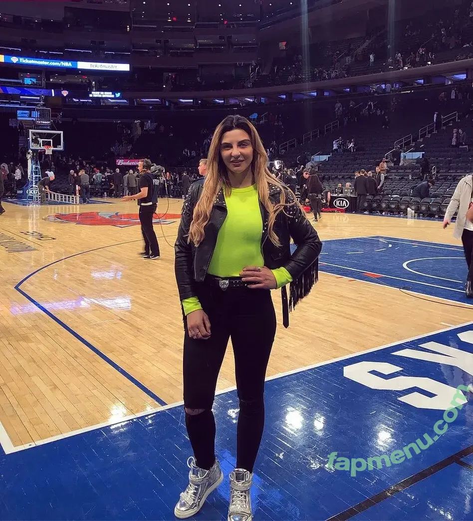 Christina Hammer nude photo #0313 (German Boxer / LadyHammer1 / ladyhammer_official)