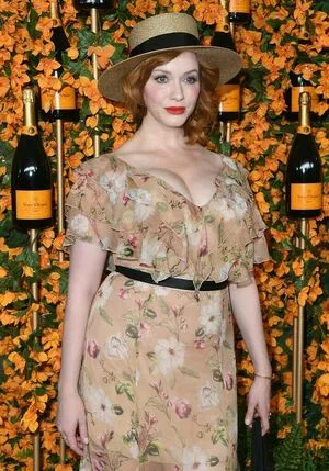 Christina Hendricks / actuallychristinahendricks nude photo #1556