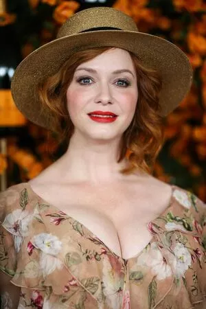 Christina Hendricks / actuallychristinahendricks nude photo #1572