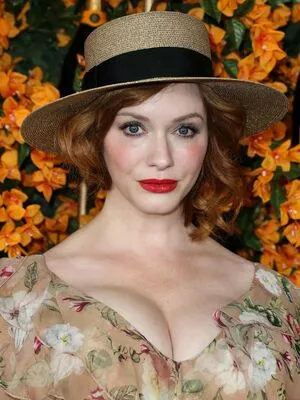 Christina Hendricks / actuallychristinahendricks nude photo #1573