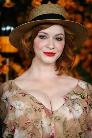 Christina Hendricks / actuallychristinahendricks nude photo #1588