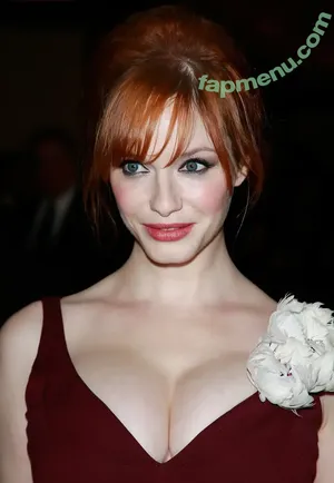 Christina Hendricks / actuallychristinahendricks nude photo #1920