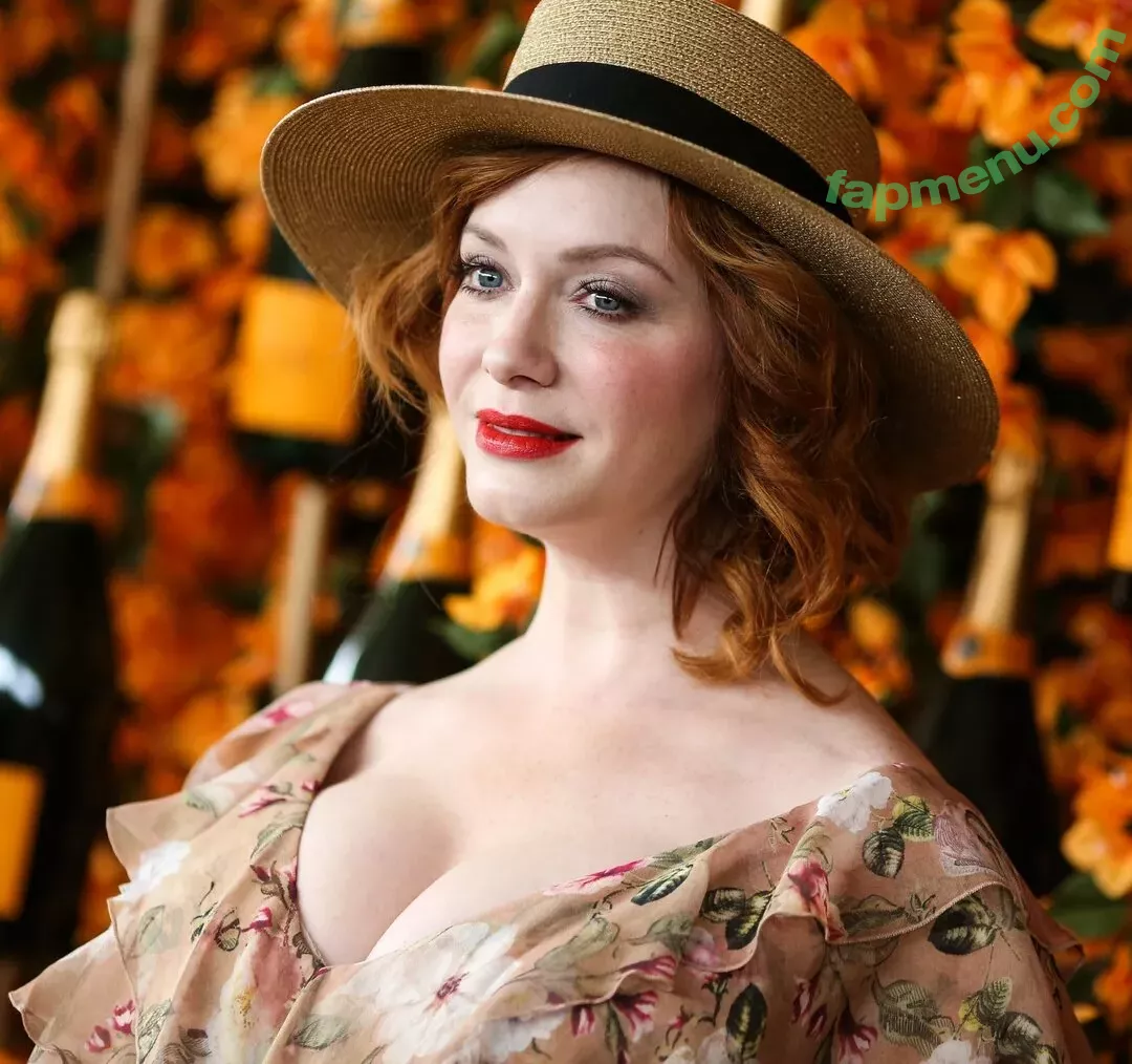 Christina Hendricks nude photo #1563 (actuallychristinahendricks)