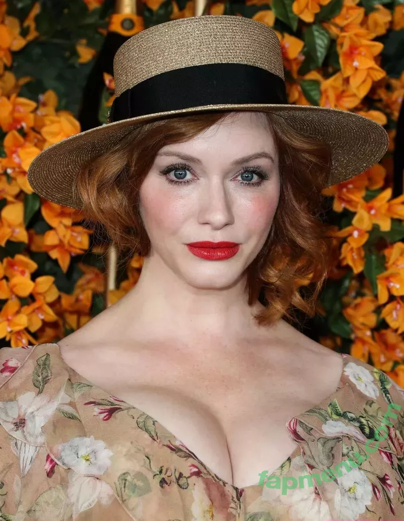 Christina Hendricks nude photo #1573 (actuallychristinahendricks)