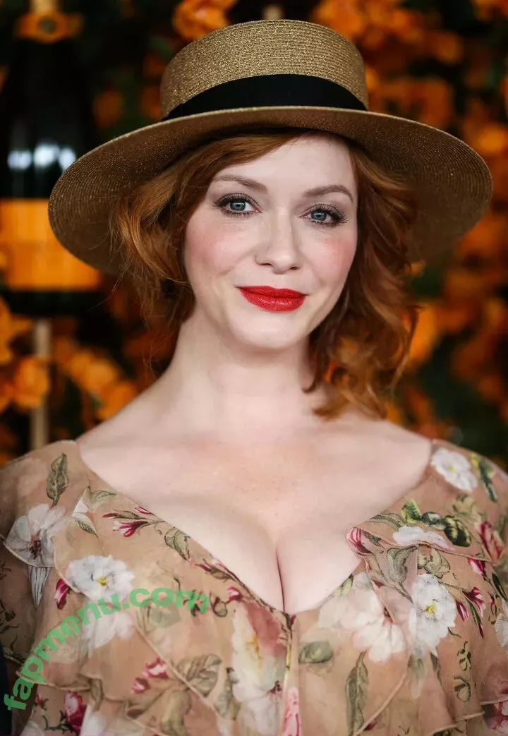 Christina Hendricks nude photo #1588 (actuallychristinahendricks)