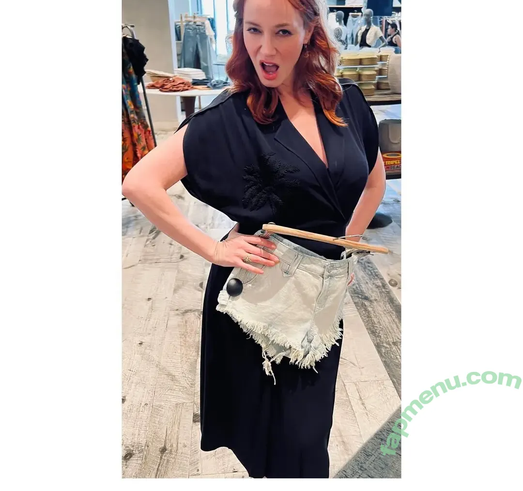 Christina Hendricks nude photo #1901 (actuallychristinahendricks)