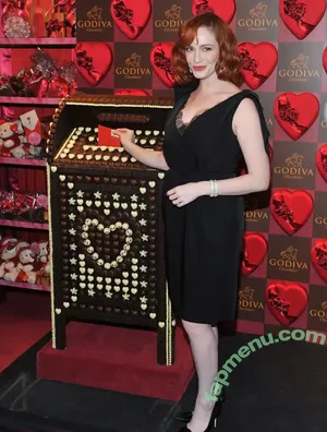 Christina Hendricks / actuallychristinahendricks nude photo #2063