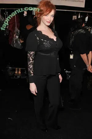Christina Hendricks / actuallychristinahendricks nude photo #2093