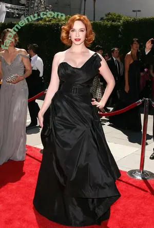 Christina Hendricks / actuallychristinahendricks nude photo #2119