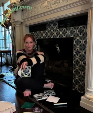 Christina Hendricks / actuallychristinahendricks nude photo #2137