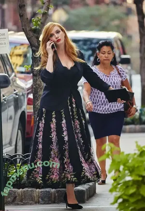 Christina Hendricks / actuallychristinahendricks nude photo #2150