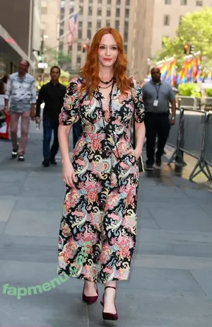 Christina Hendricks / actuallychristinahendricks nude photo #2157