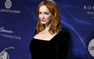 Christina Hendricks / actuallychristinahendricks nude photo #2186