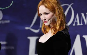 Christina Hendricks / actuallychristinahendricks nude photo #2187