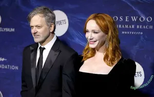 Christina Hendricks / actuallychristinahendricks nude photo #2199