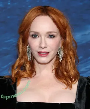 Christina Hendricks / actuallychristinahendricks nude photo #2219