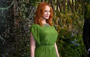 Christina Hendricks / actuallychristinahendricks nude photo #2253